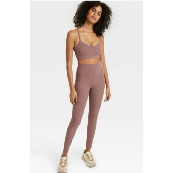 All in Motion Medium Light Brown Everyday Soft High Rise 7/8 Ribbed Leggings - Picture 2 of 13
